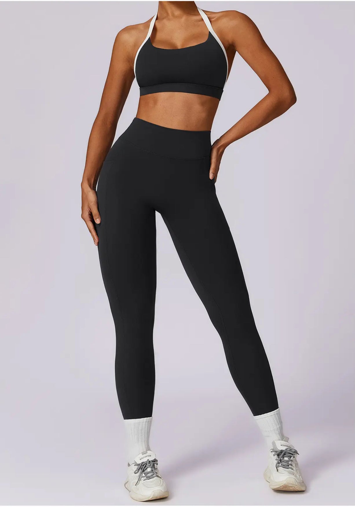 Seamless halter top
Yoga Fitness Workout Gym Running